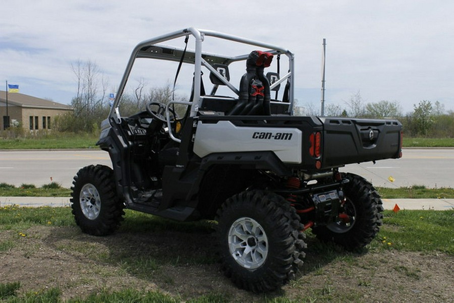 2024 Can-Am Defender X mr HD10