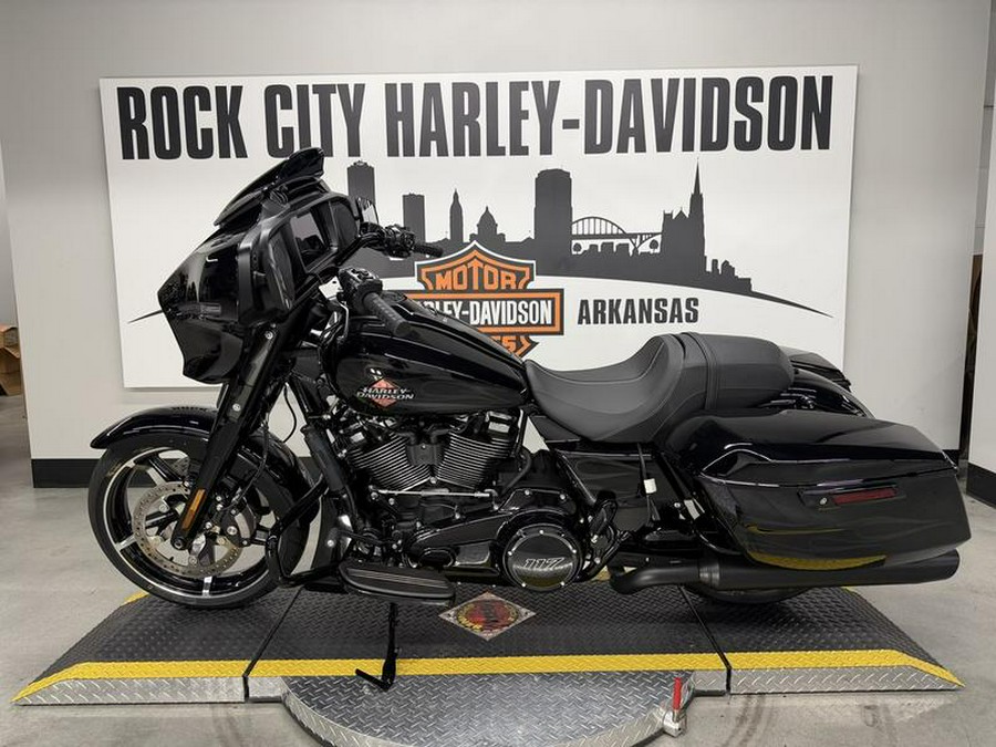 2025 Harley-Davidson® FLHX - Street Glide®