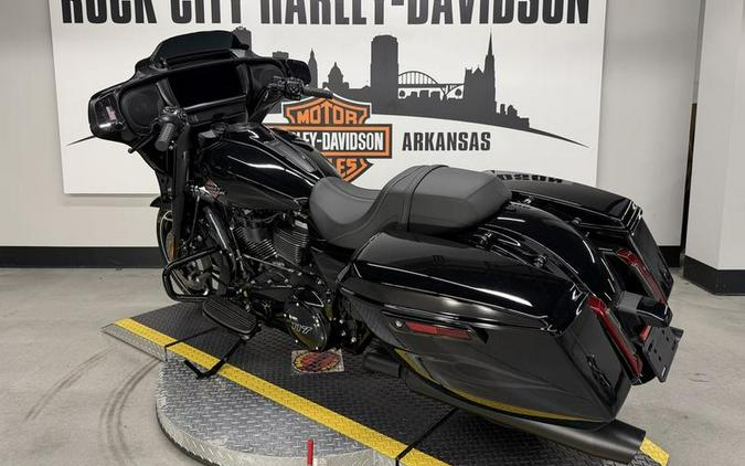 2025 Harley-Davidson® FLHX - Street Glide®