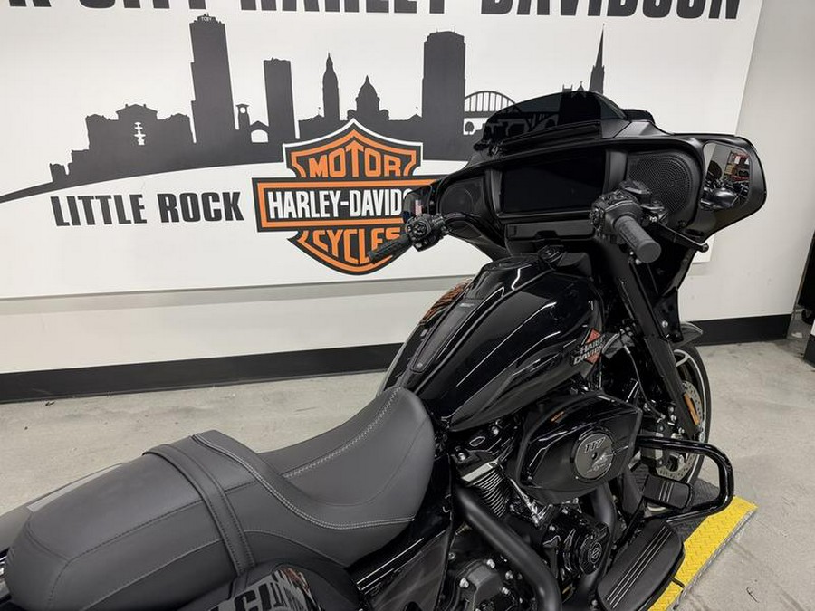 2025 Harley-Davidson® FLHX - Street Glide®