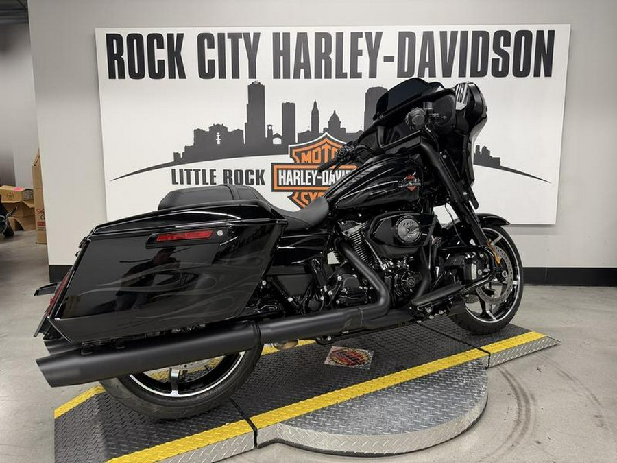 2025 Harley-Davidson® FLHX - Street Glide®