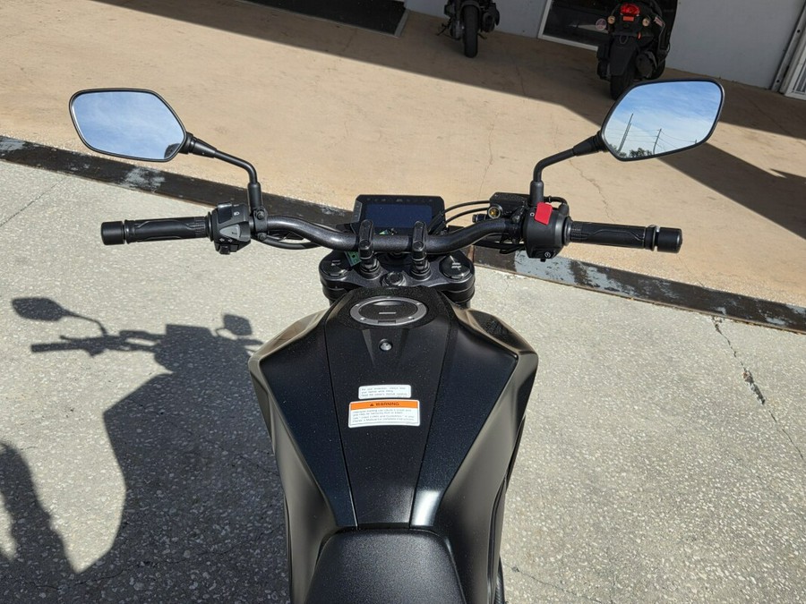 2025 Honda CB300R ABS