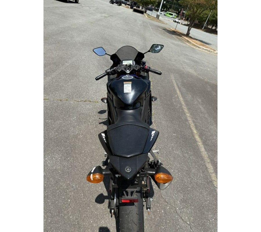 2020 Yamaha YZF R3 Monster Energy Yamaha MotoGP Edition