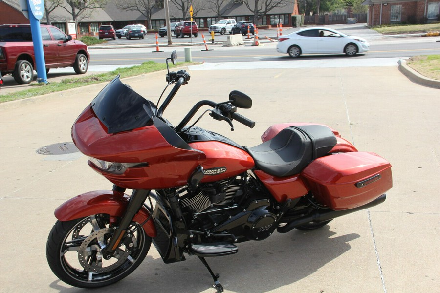 2024 Harley-Davidson Road Glide Whiskey Fire - Black Finish