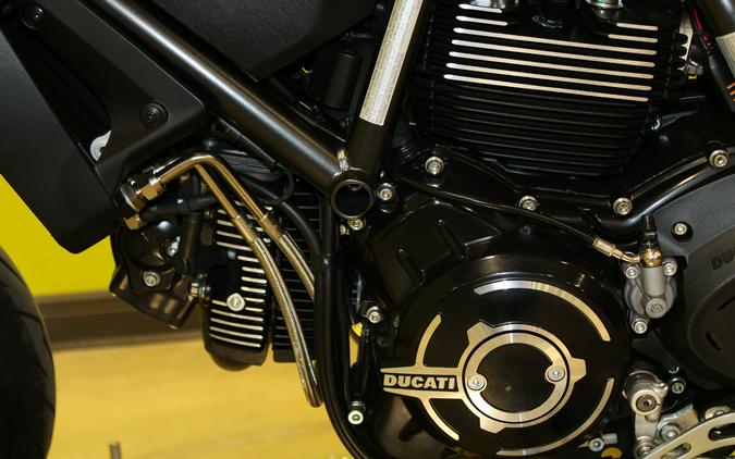 2023 Ducati Scrambler Urban Motard