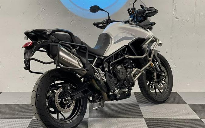 2024 Triumph Tiger 900 GT Snowdonia White / Sapphire Black