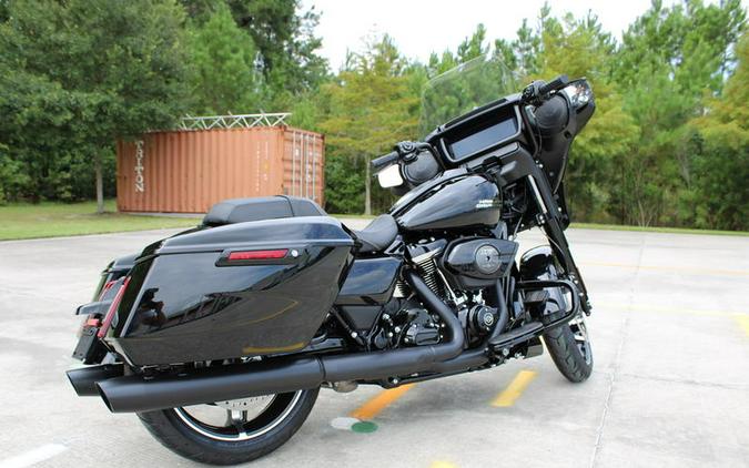2025 Harley-Davidson® FLHX - Street Glide®