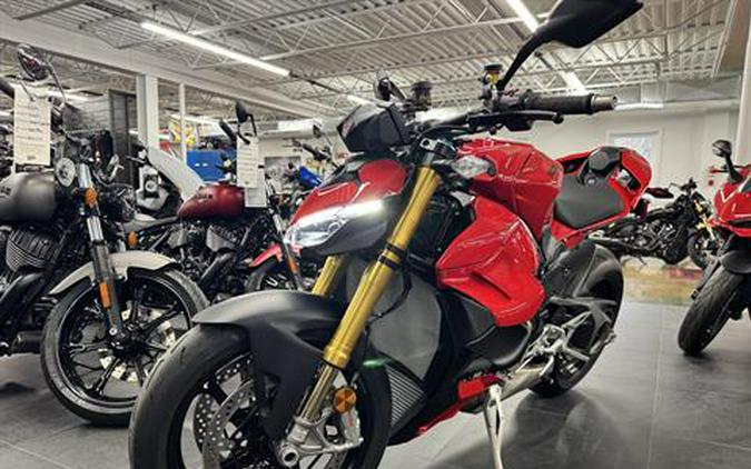 2026 Ducati Streetfighter V4 S