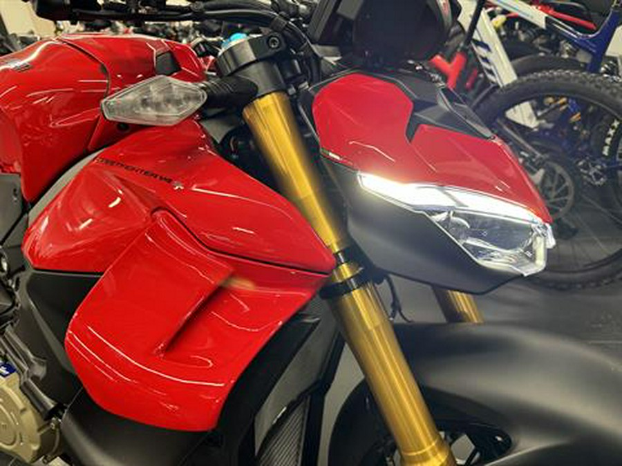2026 Ducati Streetfighter V4 S