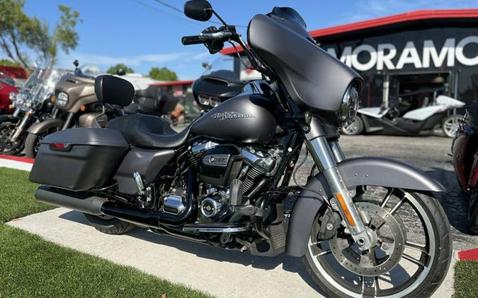 2017 Harley-Davidson FLHXS - Street Glide Special