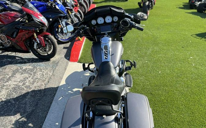 2017 Harley-Davidson FLHXS - Street Glide Special