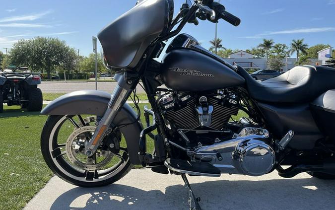 2017 Harley-Davidson FLHXS - Street Glide Special