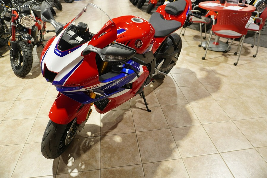 2025 Honda CBR10SPS