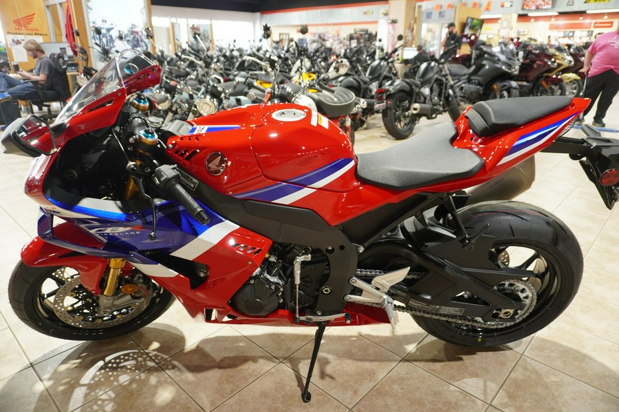 2025 Honda CBR10SPS