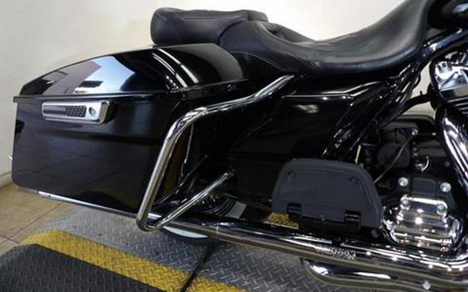 2022 Harley-Davidson Road King®