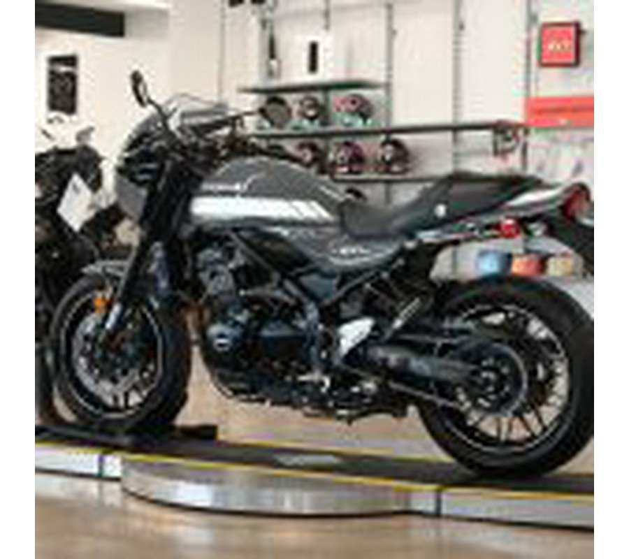2021 Kawasaki Z900RS Cafe