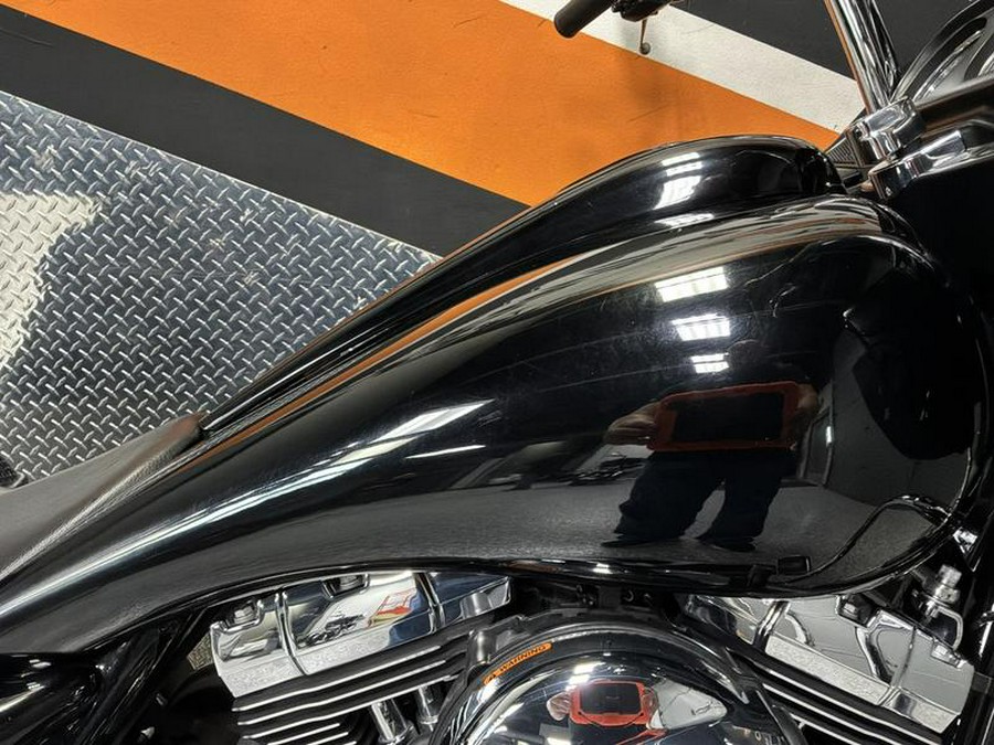2015 Harley-Davidson® FLTRX - Road Glide Custom
