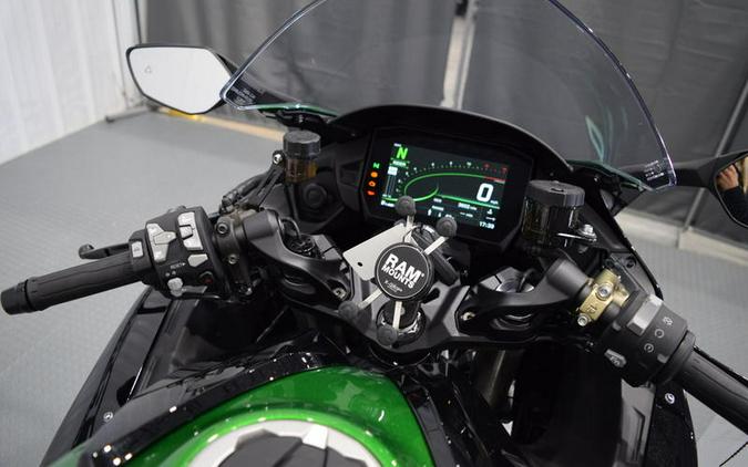 2023 Kawasaki Ninja H2® SX SE