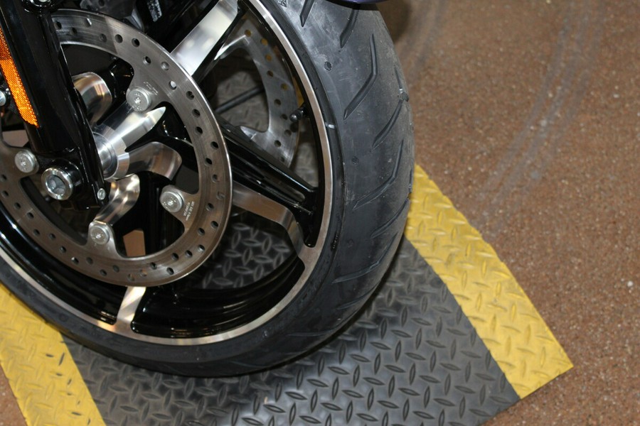 Harley-Davidson® Road Glide® 2026 FLTRX 84673219 PURPLE ABYSS