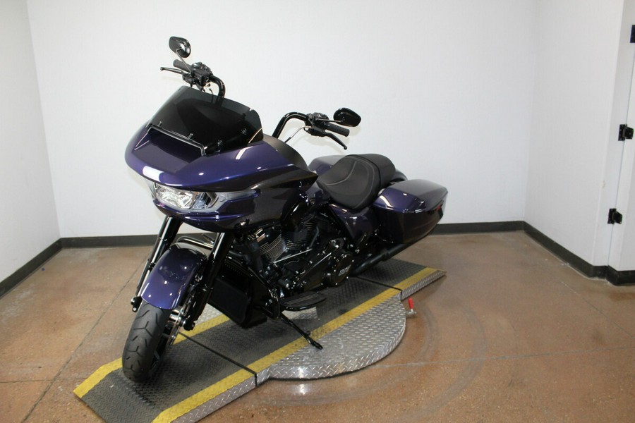 Harley-Davidson® Road Glide® 2026 FLTRX 84673219 PURPLE ABYSS
