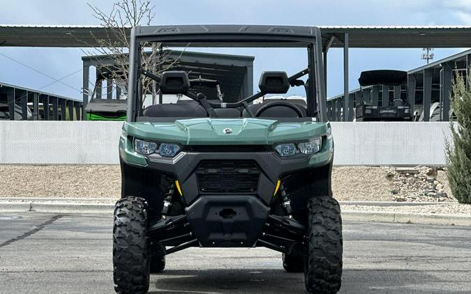 2026 Can-Am® SSV DEF 62 HD7 GN 26 DPS HD7