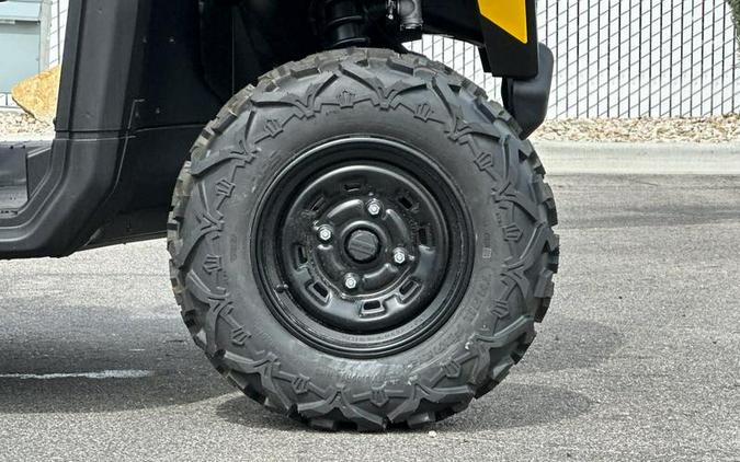 2026 Can-Am® SSV DEF 62 HD7 GN 26 DPS HD7