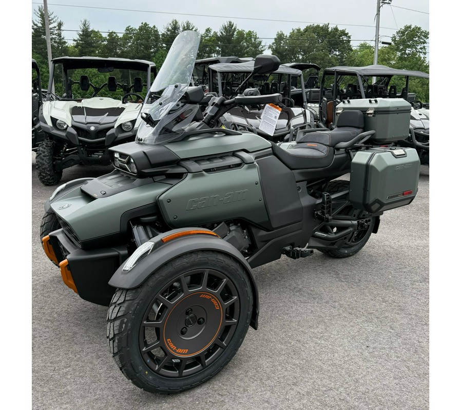 2026 Can-Am Canyon™ Redrock