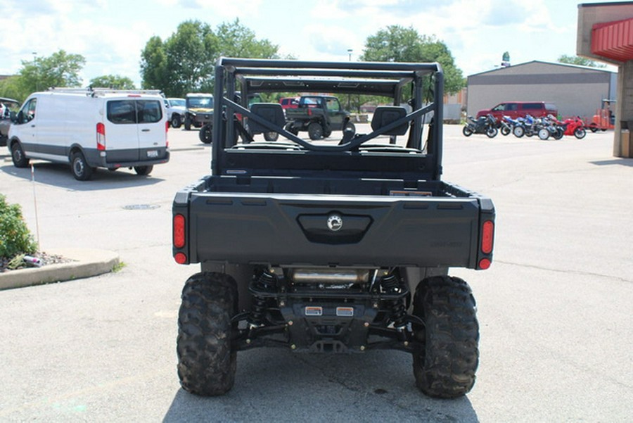 2023 Can-Am Defender MAX HD7