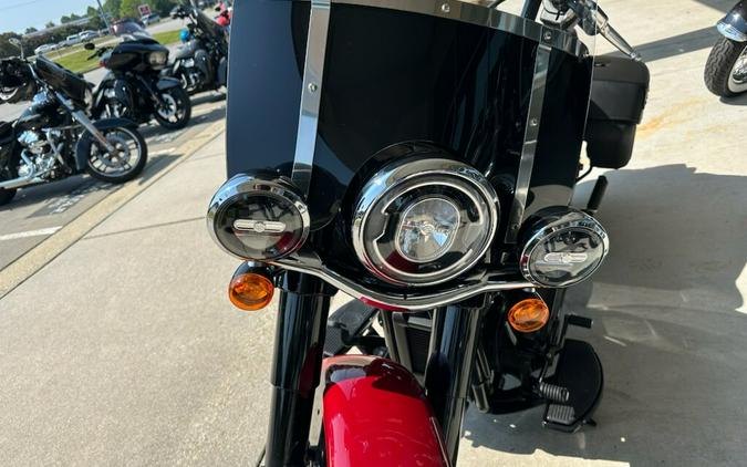 2020 Harley-Davidson Heritage Classic 114 Billiard Red/Vivid Black