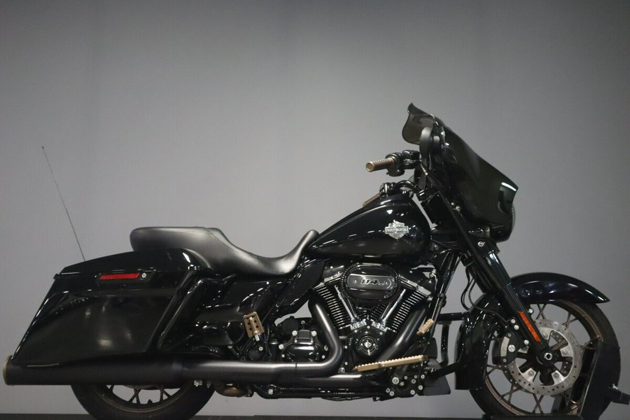 2023 Harley-Davidson Street Glide Special