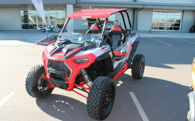 2022 Polaris Industries RZR XP 1000 Premium Indy Red RIDE COMMAND