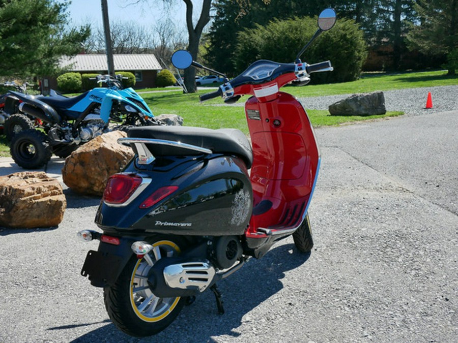 2023 Vespa Primavera 150 Disney Mickey Mouse Edition