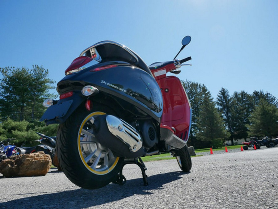 2023 Vespa Primavera 150 Disney Mickey Mouse Edition
