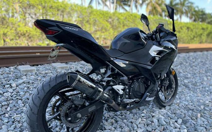 2019 Kawasaki Ninja® 400 ABS Metallic Spark Black