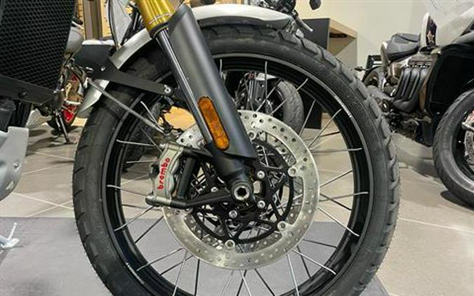 2025 Triumph Scrambler 1200 XE