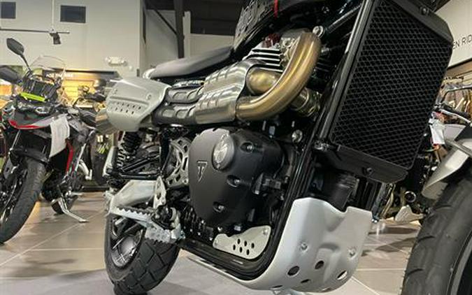 2025 Triumph Scrambler 1200 XE