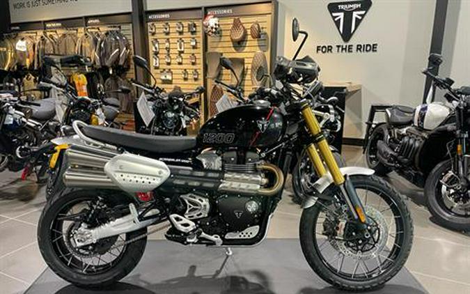 2025 Triumph Scrambler 1200 XE