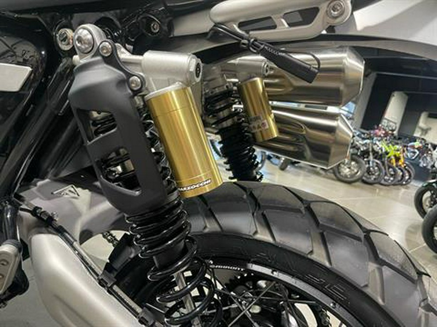 2025 Triumph Scrambler 1200 XE