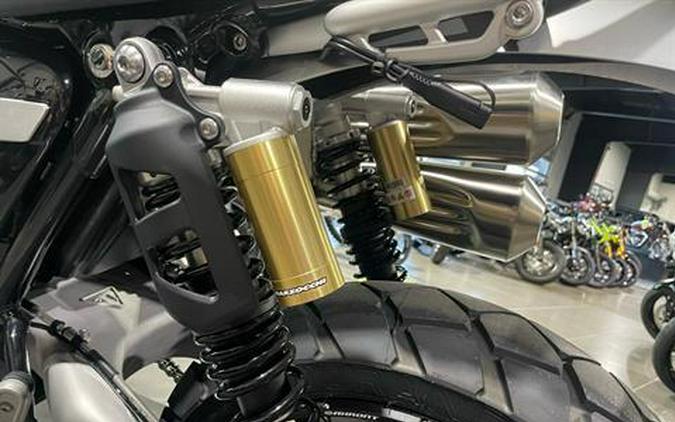 2025 Triumph Scrambler 1200 XE