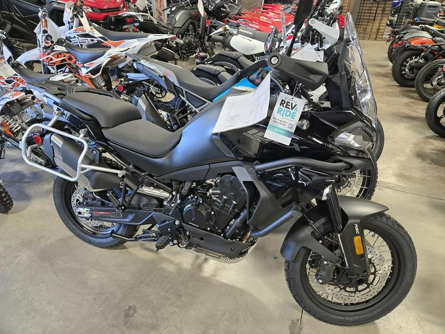 2025 CFMOTO Ibex 800 E