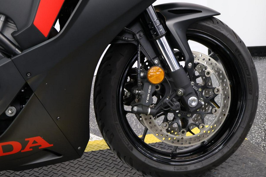 2017 Honda CBR1000RR - $13,999.00