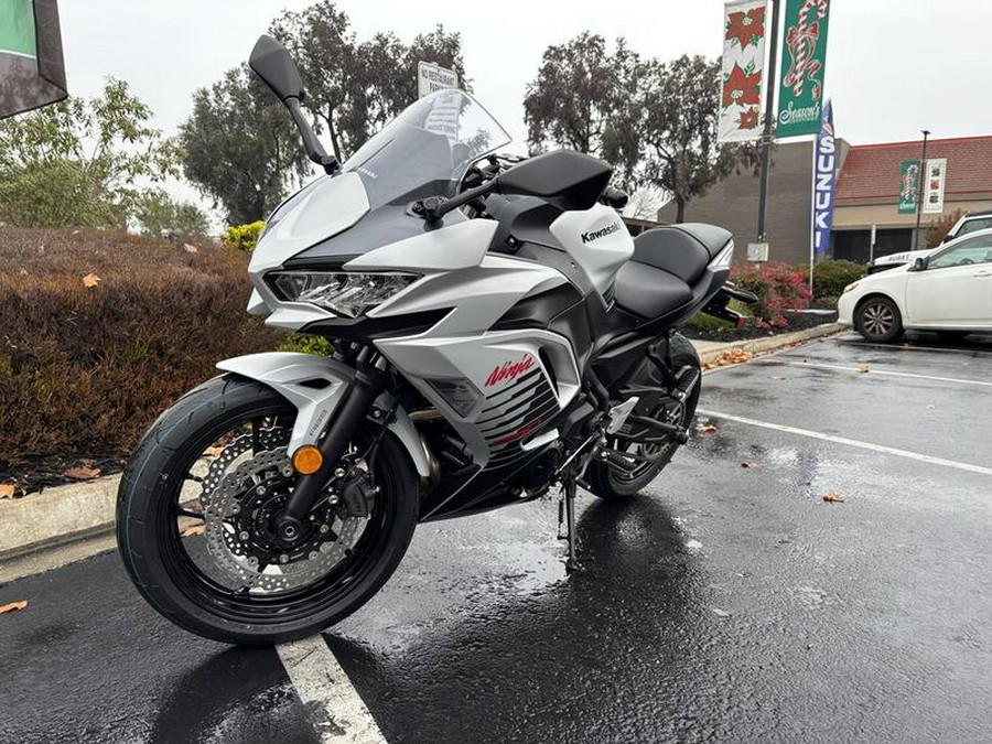 2026 Kawasaki Ninja® 650 ABS