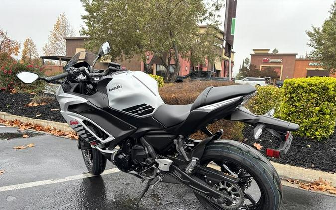 2026 Kawasaki Ninja® 650 ABS