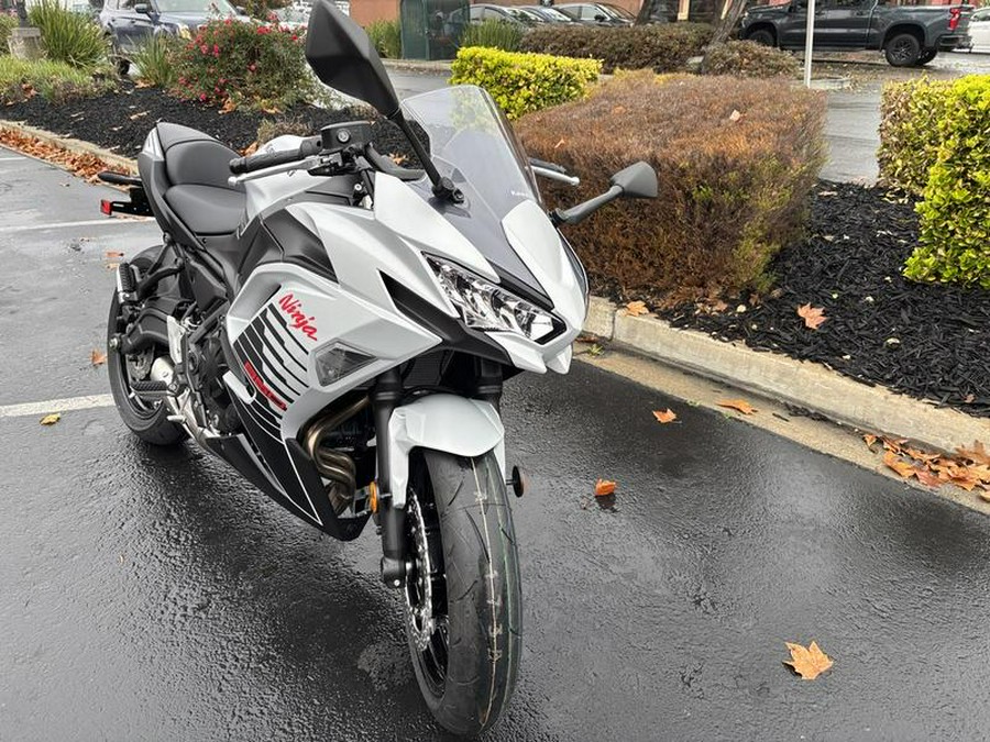 2026 Kawasaki Ninja® 650 ABS