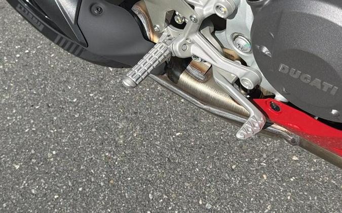2026 Ducati Panigale V2 S Ducati Red