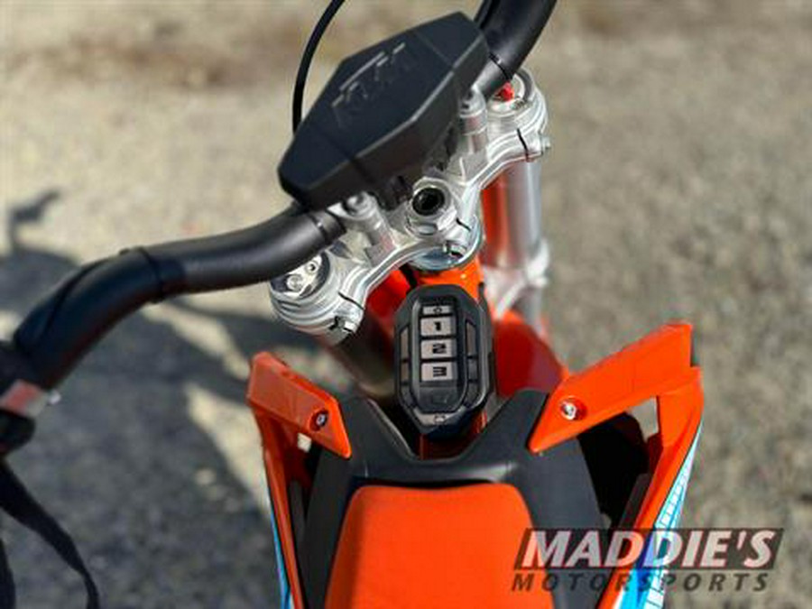 2023 KTM SX-E 5