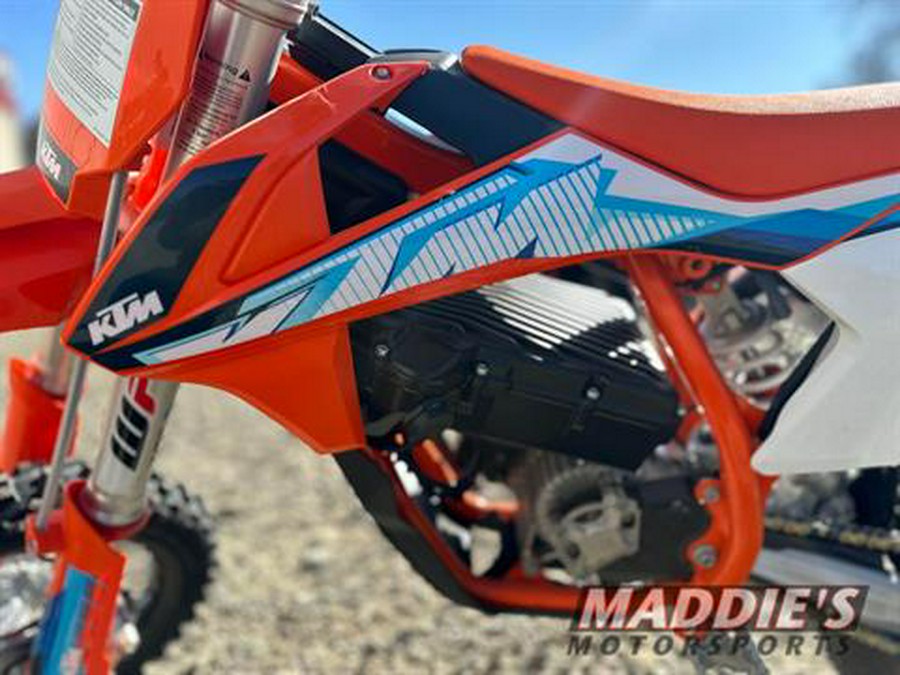 2023 KTM SX-E 5