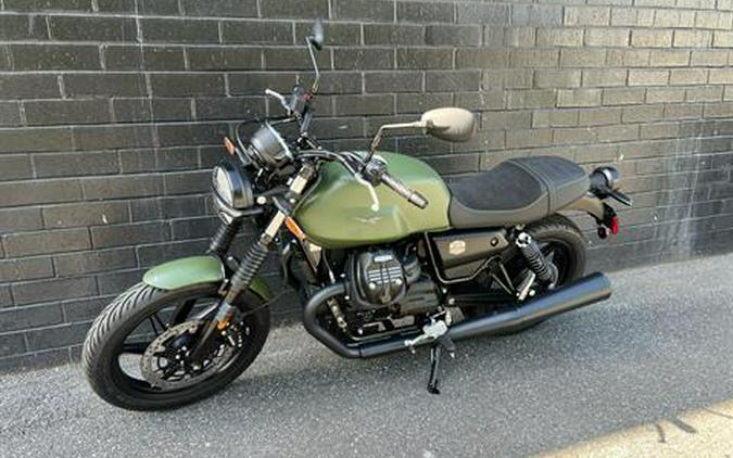 2024 Moto Guzzi V7 Stone