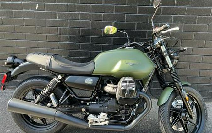 2024 Moto Guzzi V7 Stone