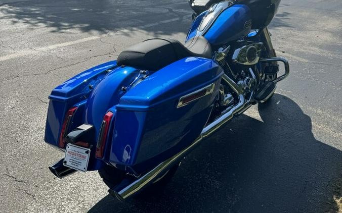 FLTRX 2024 Road Glide™